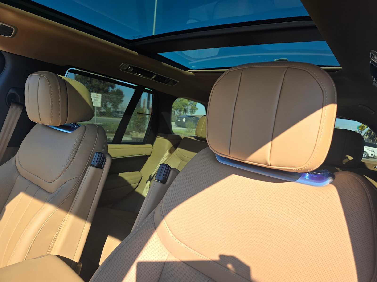 2026 Land Rover Range Rover SE