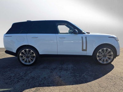 2026 Land Rover Range Rover SE