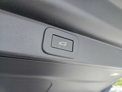2026 Land Rover Range Rover SE