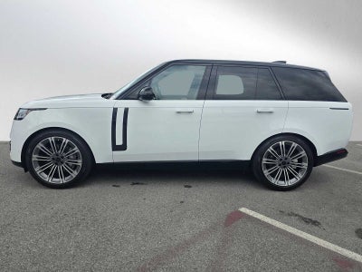 2026 Land Rover Range Rover SE
