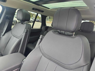 2026 Land Rover Range Rover SE