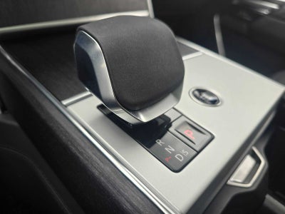 2026 Land Rover Range Rover SE