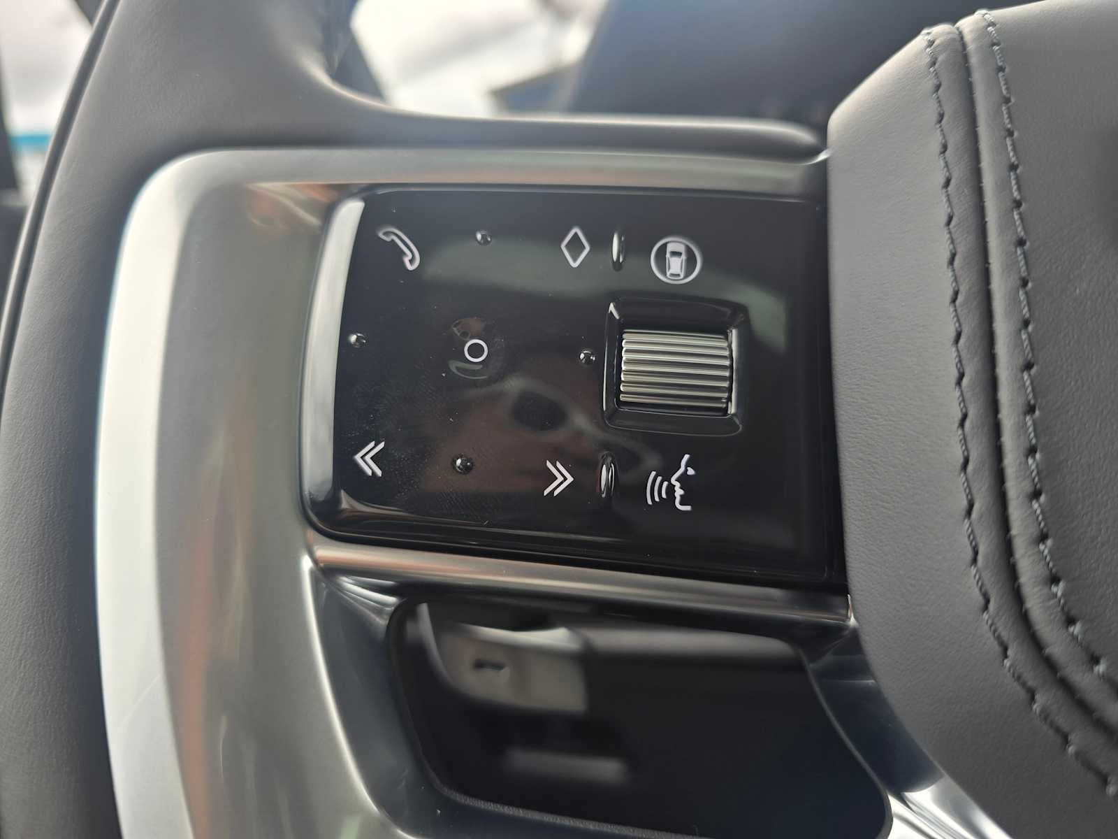 2026 Land Rover Range Rover SE