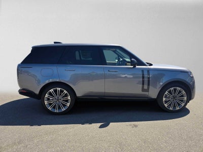 2026 Land Rover Range Rover SE