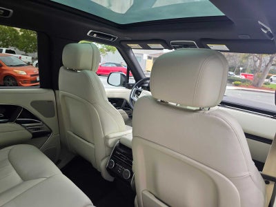 2023 Land Rover Range Rover SE