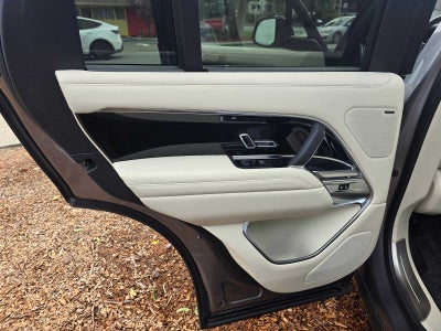 2023 Land Rover Range Rover SE