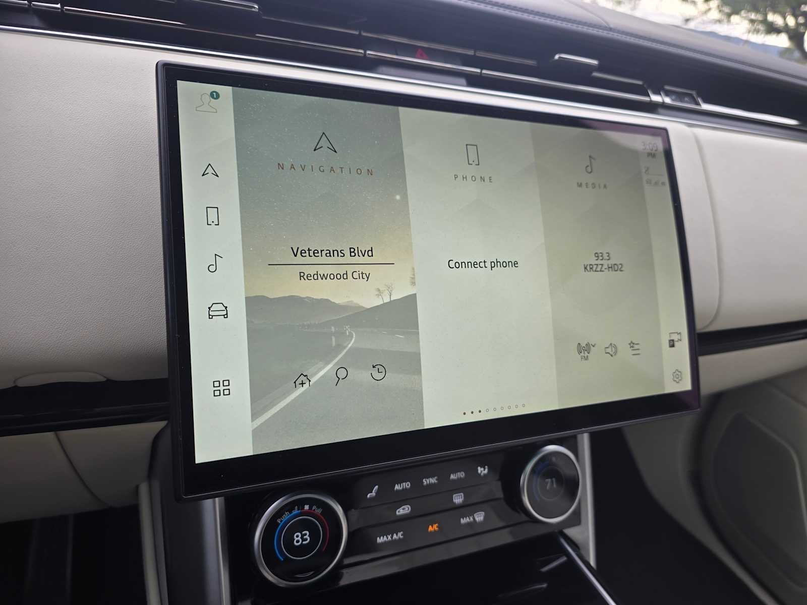 2023 Land Rover Range Rover SE