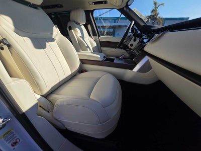 2026 Land Rover Range Rover SE