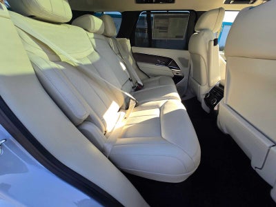 2026 Land Rover Range Rover SE