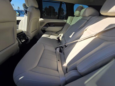 2026 Land Rover Range Rover SE