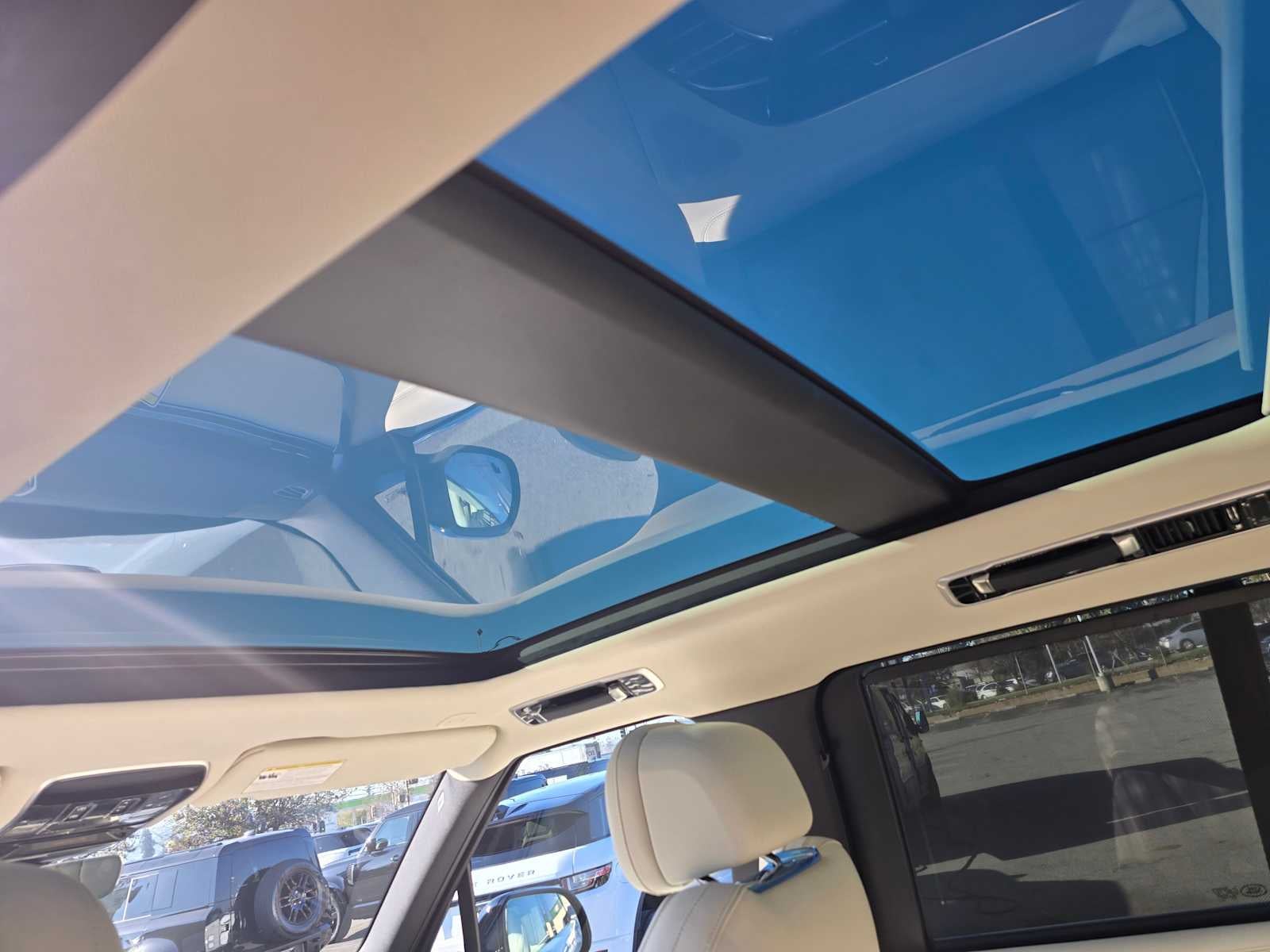 2026 Land Rover Range Rover SE