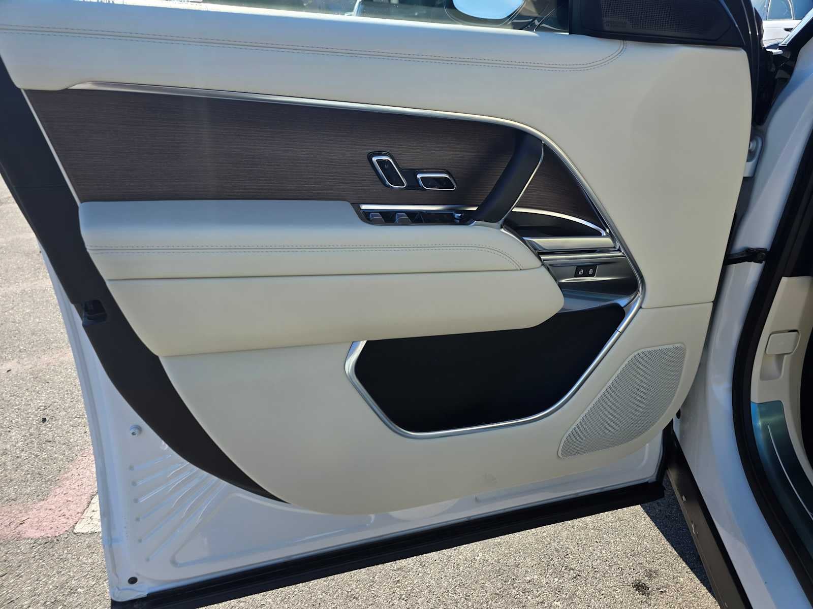 2026 Land Rover Range Rover SE