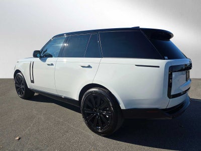 2026 Land Rover Range Rover SE