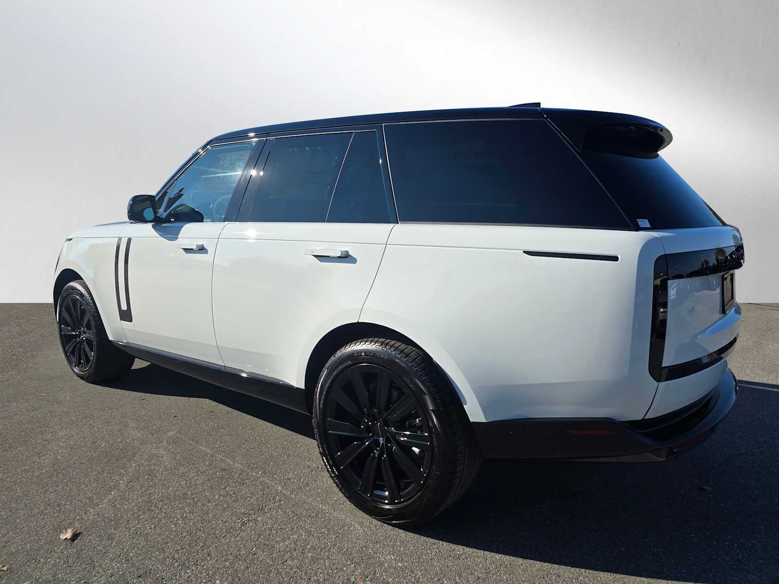 2026 Land Rover Range Rover SE