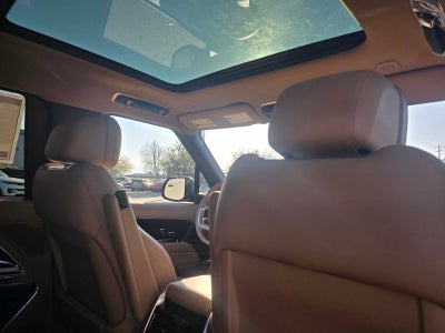 2026 Land Rover Range Rover SE