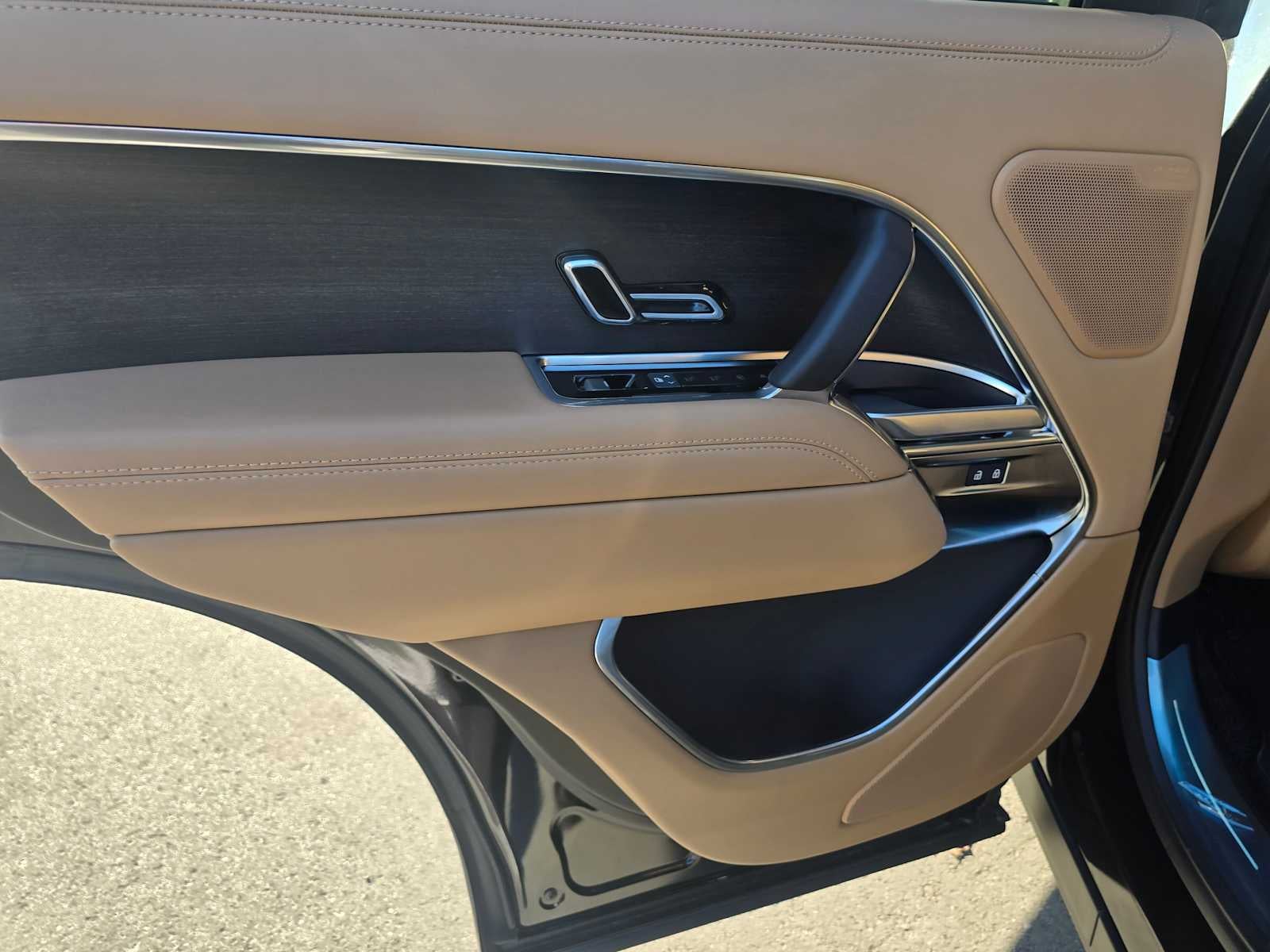 2026 Land Rover Range Rover SE