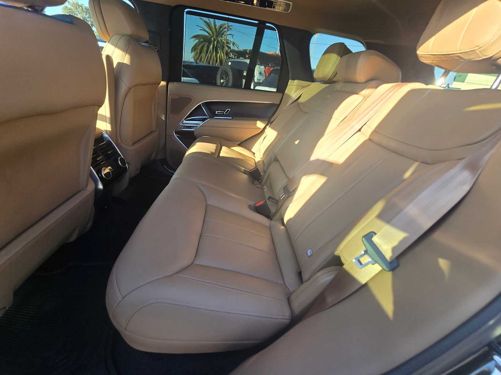 2026 Land Rover Range Rover SE