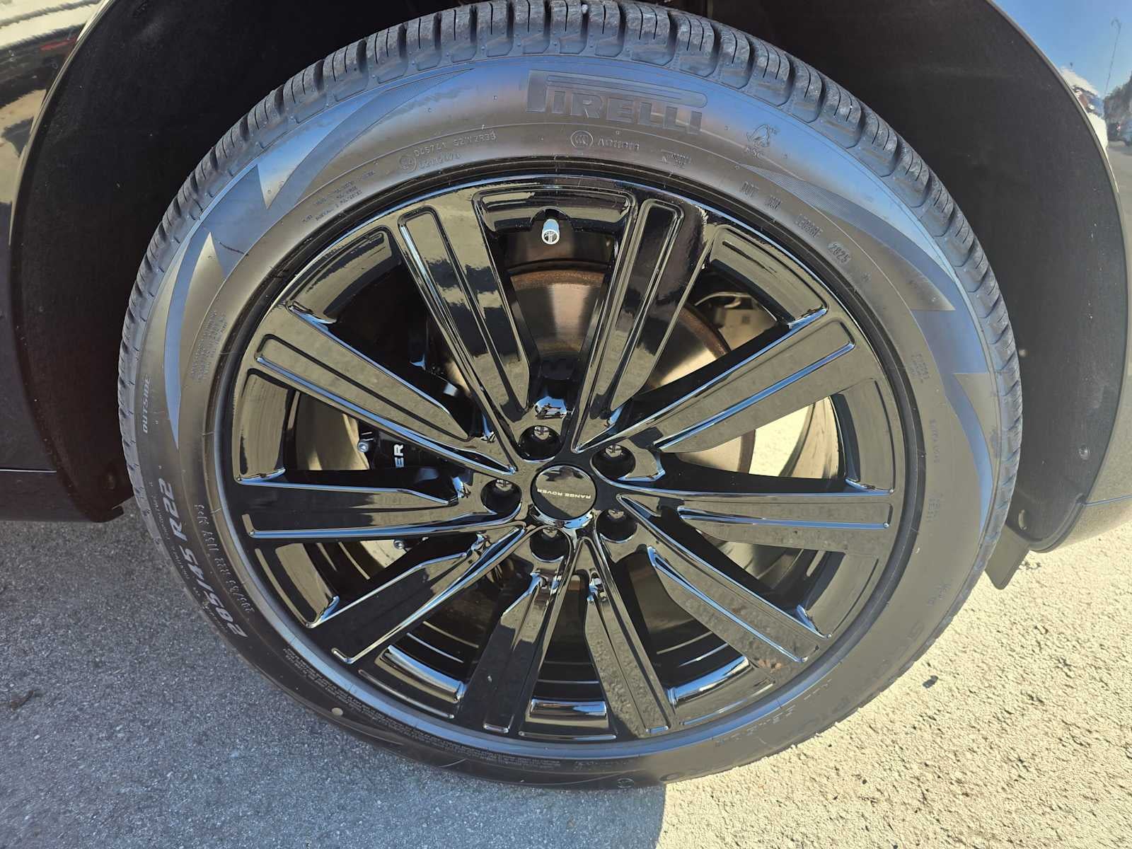 2026 Land Rover Range Rover SE