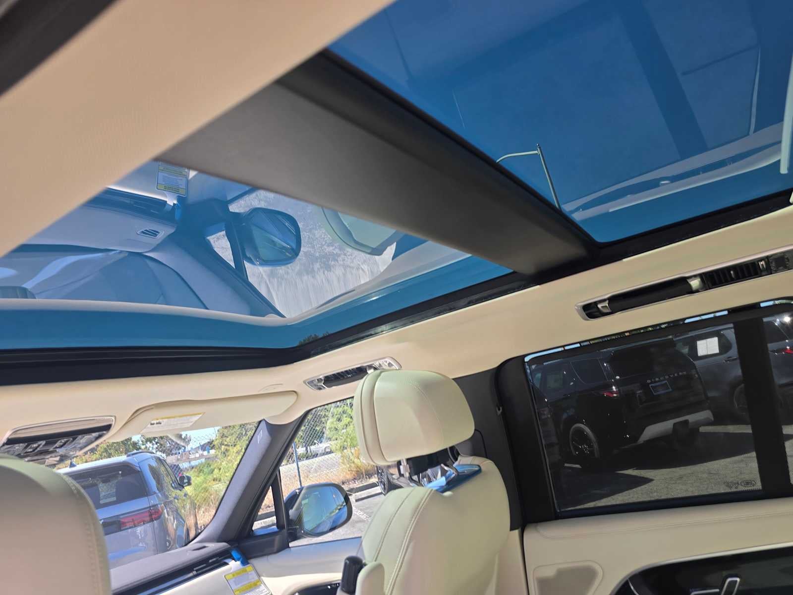 2026 Land Rover Range Rover SE