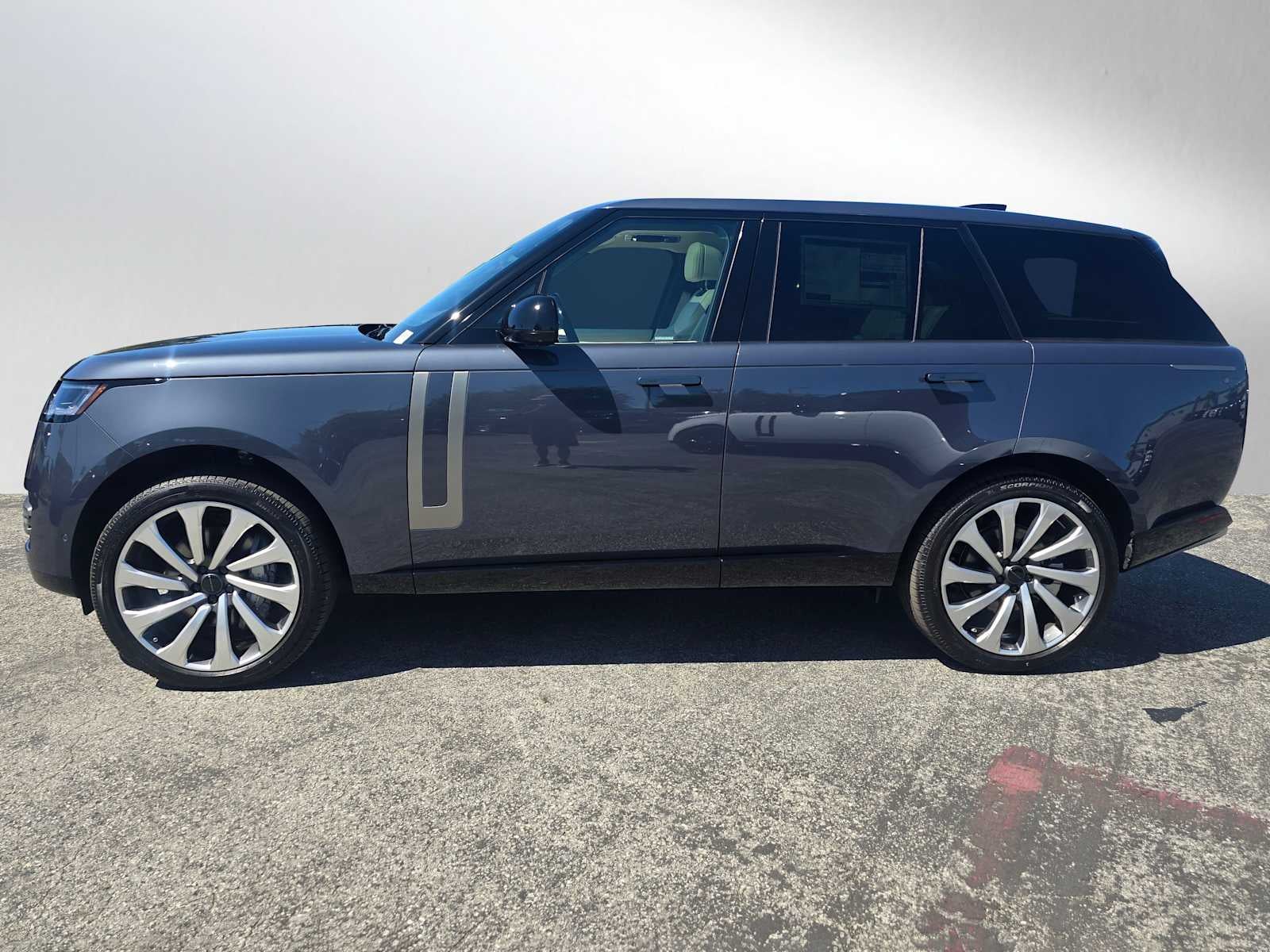 2026 Land Rover Range Rover SE