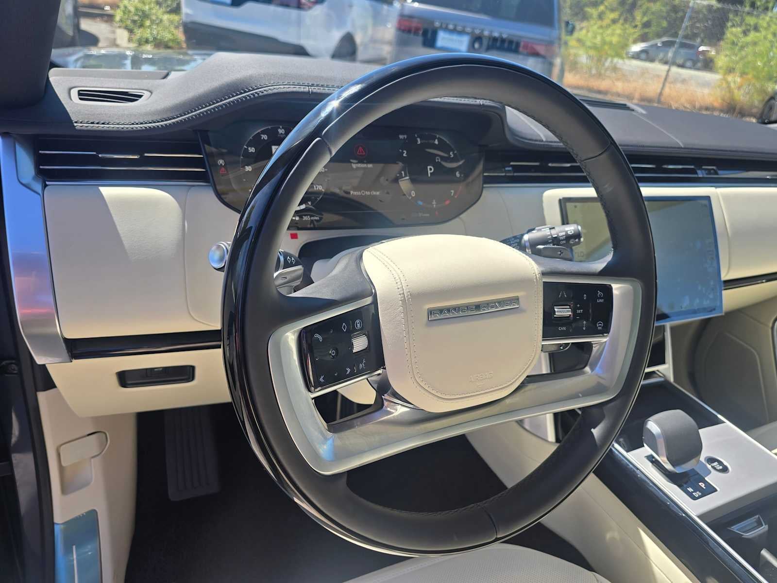 2026 Land Rover Range Rover SE