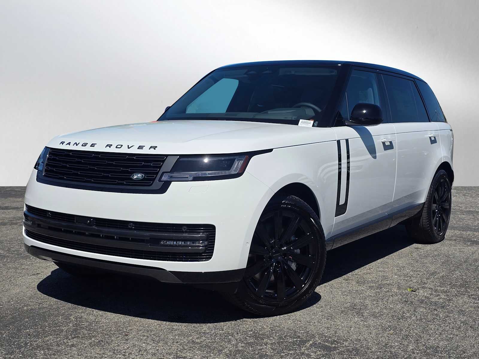 2026 Land Rover Range Rover SE