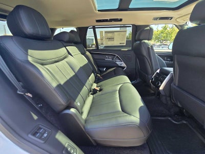 2026 Land Rover Range Rover SE