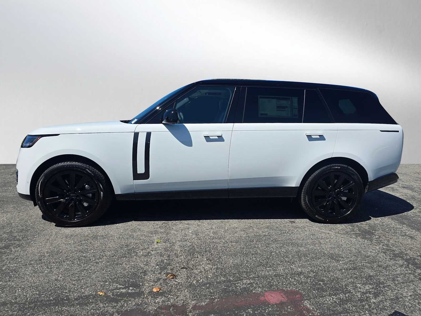 2026 Land Rover Range Rover SE