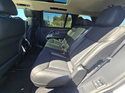 2026 Land Rover Range Rover SE