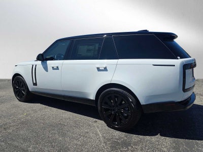 2026 Land Rover Range Rover SE
