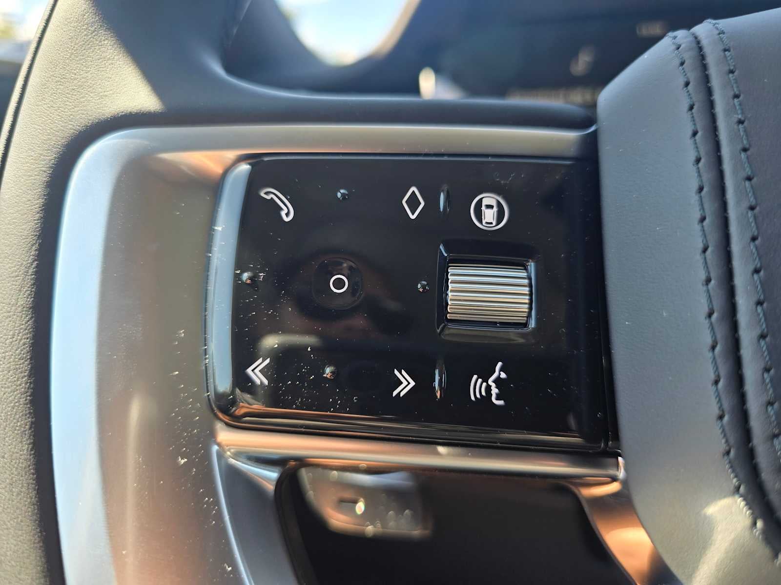 2026 Land Rover Range Rover SE