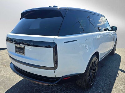 2026 Land Rover Range Rover SE