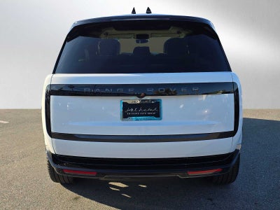 2025 Land Rover Range Rover SE