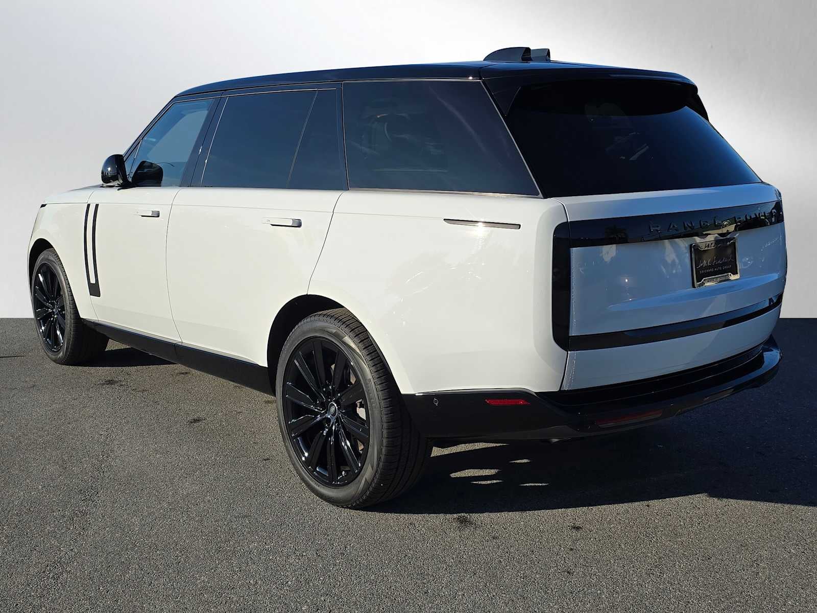 2025 Land Rover Range Rover SE