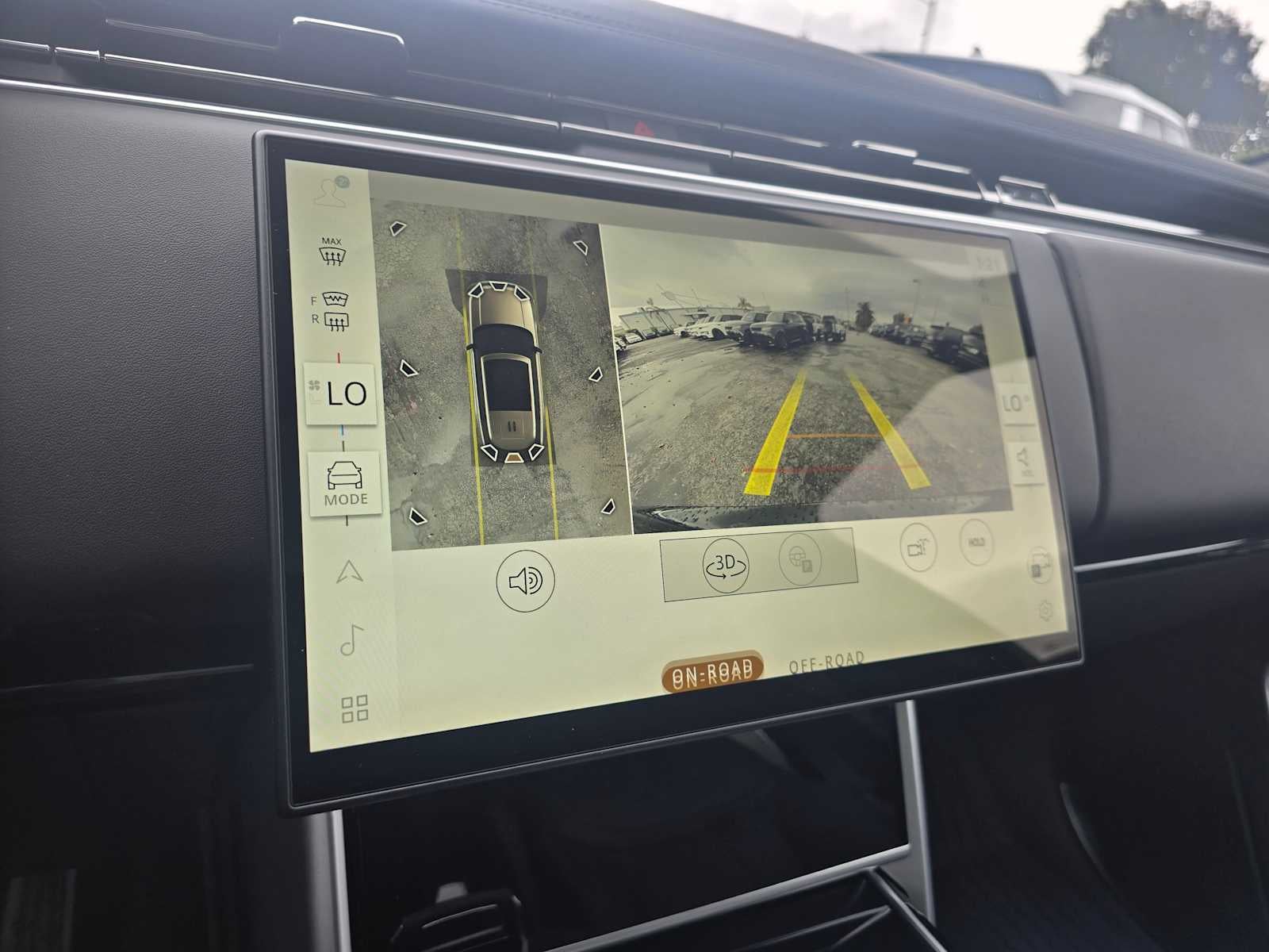 2026 Land Rover Range Rover SE