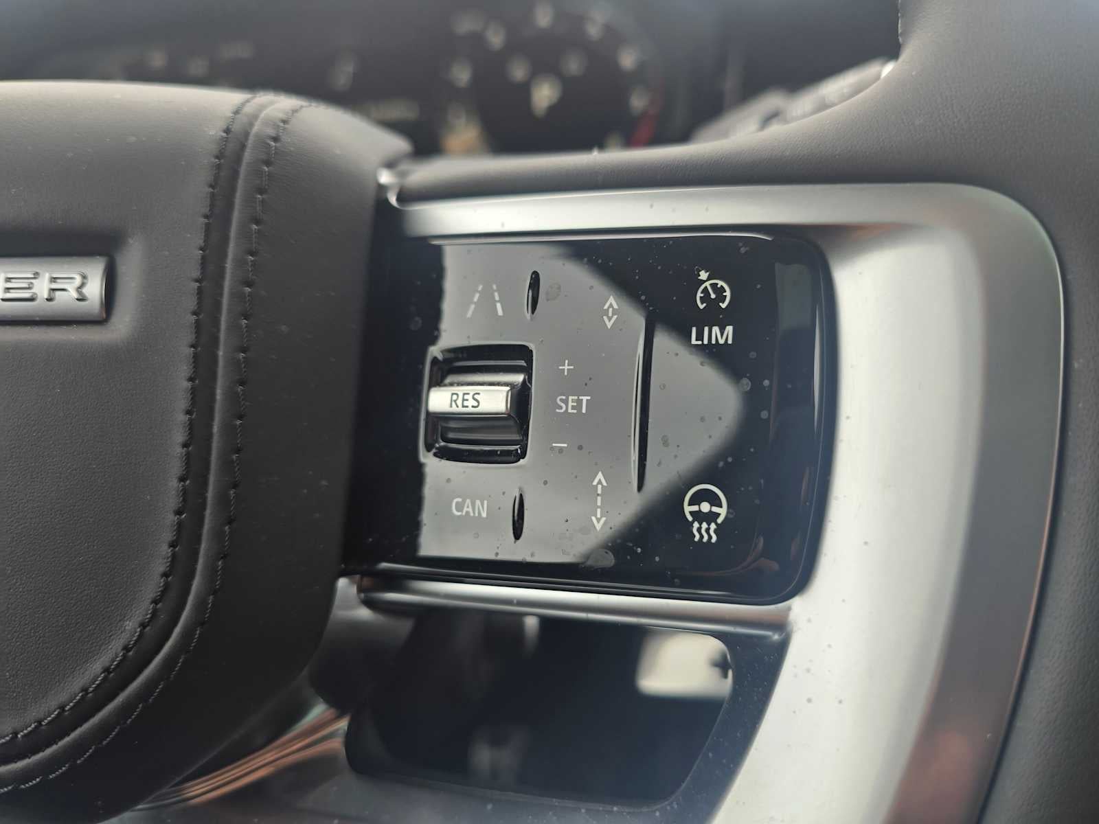2026 Land Rover Range Rover SE