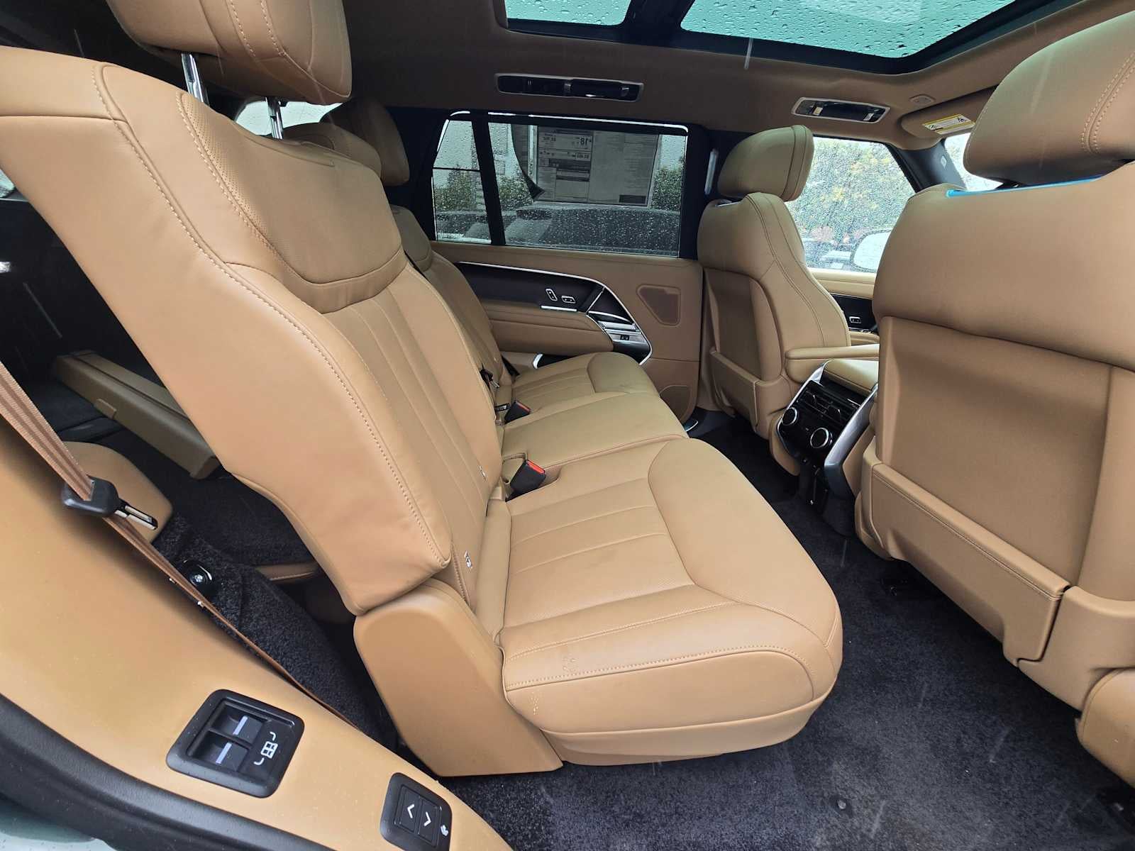 2026 Land Rover Range Rover SE