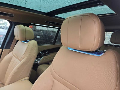 2026 Land Rover Range Rover SE