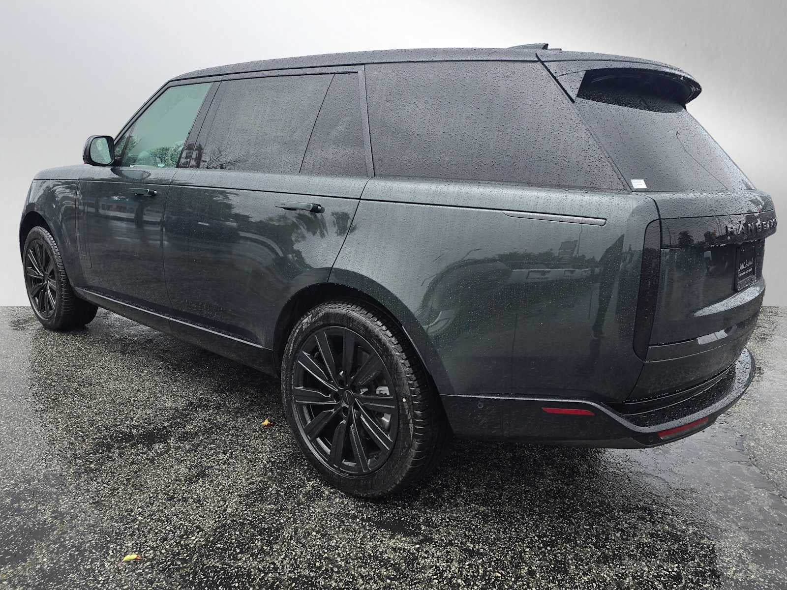2026 Land Rover Range Rover SE