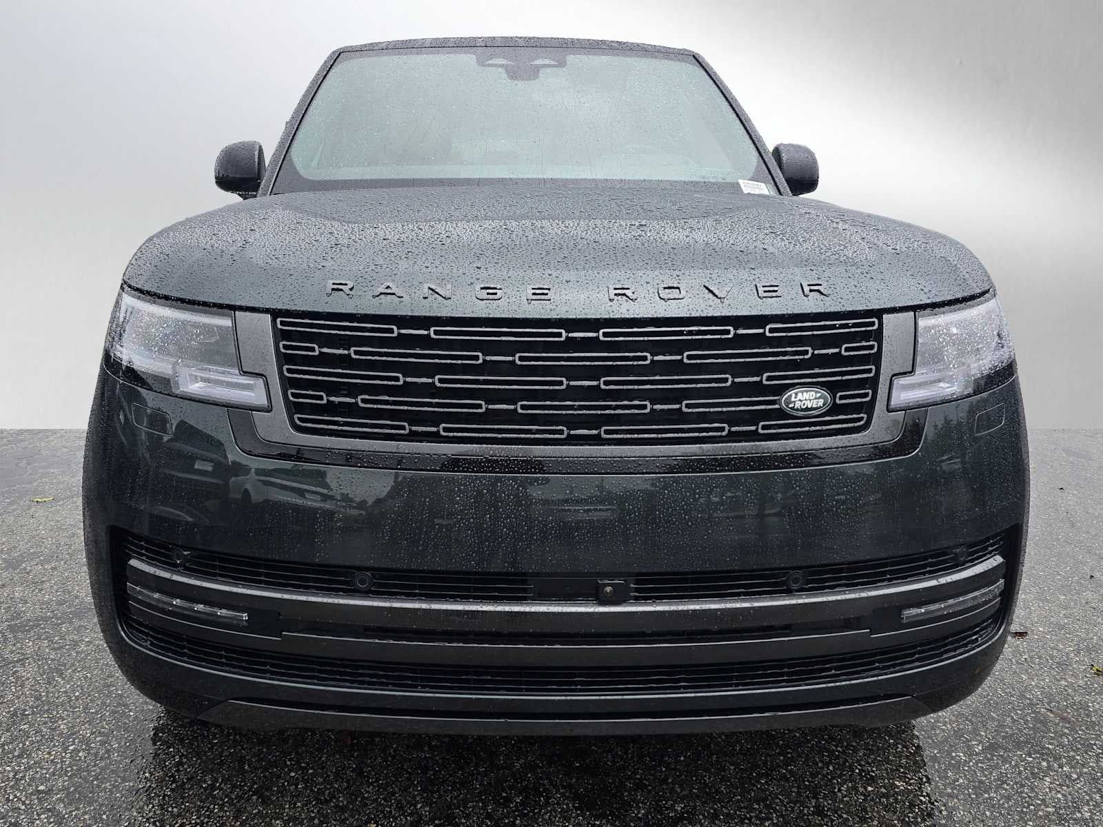 2026 Land Rover Range Rover SE