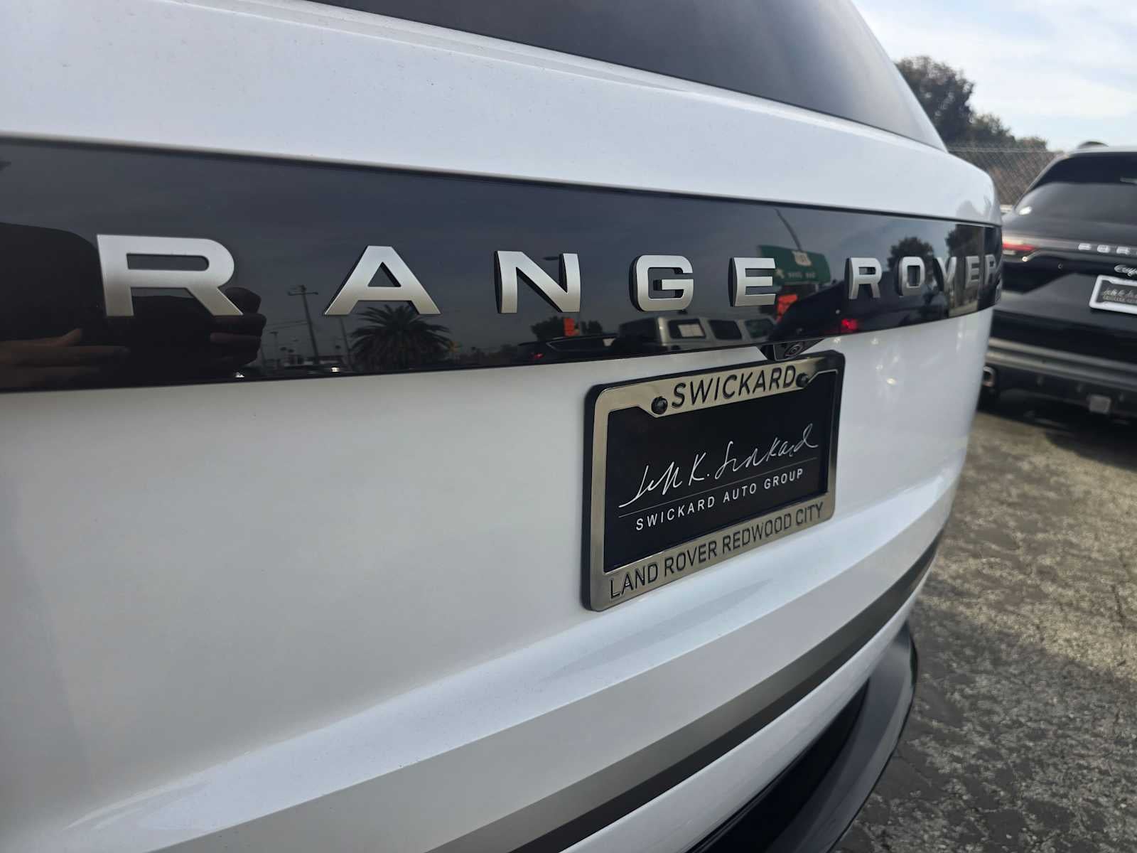2025 Land Rover Range Rover SE