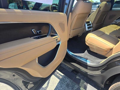 2026 Land Rover Range Rover SE