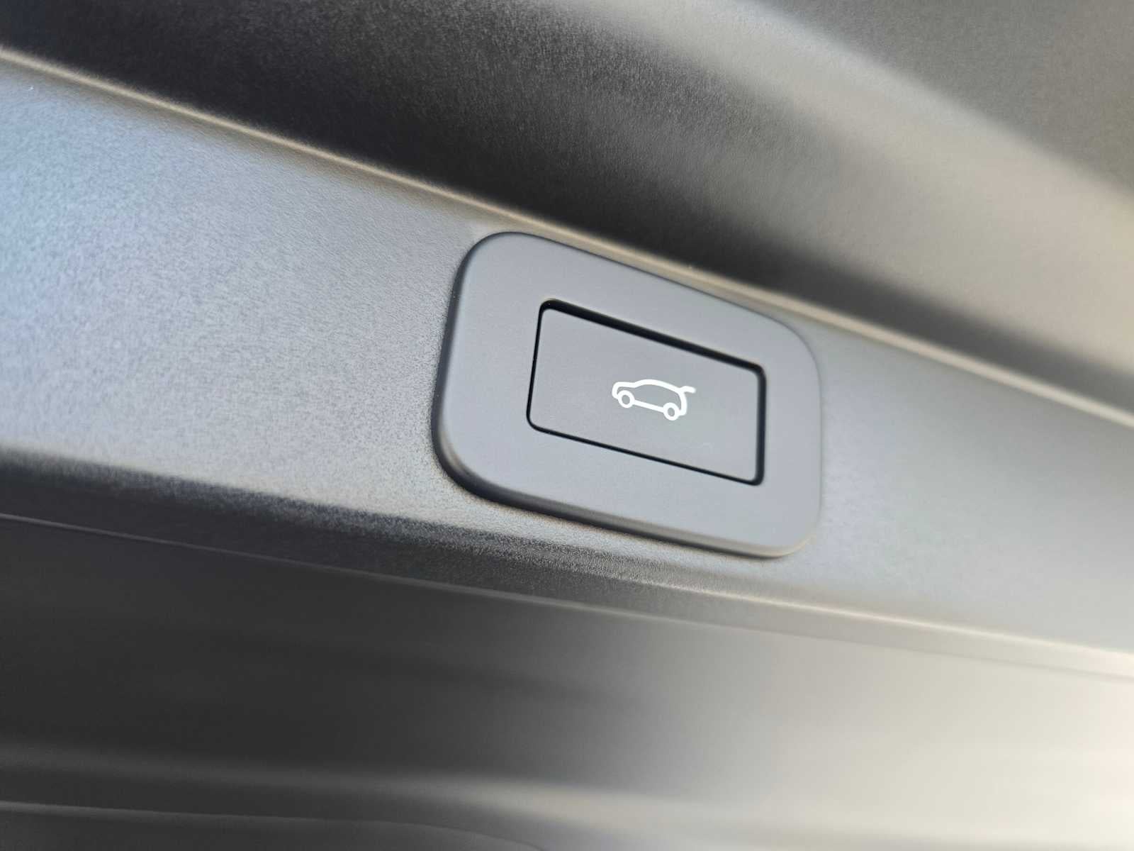 2026 Land Rover Range Rover SE