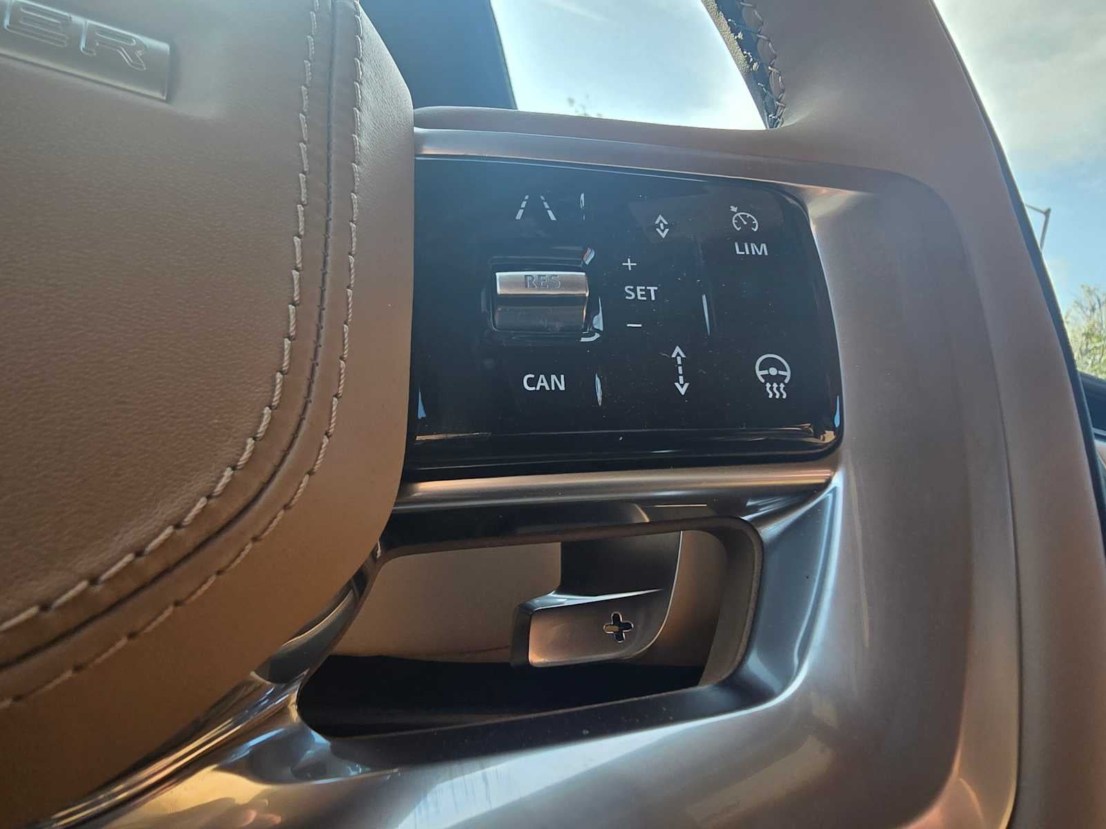 2026 Land Rover Range Rover SE