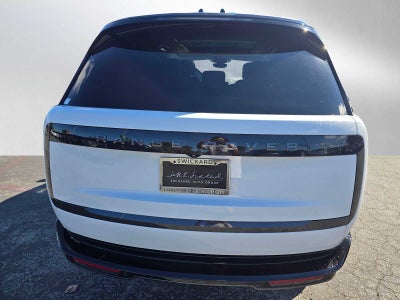 2025 Land Rover Range Rover SE