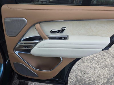 2026 Land Rover Range Rover SV