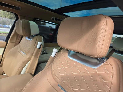 2026 Land Rover Range Rover SV