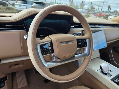 2026 Land Rover Range Rover SV