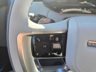 2025 Land Rover Range Rover SV