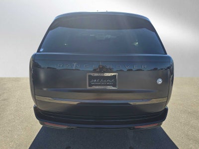 2025 Land Rover Range Rover SV